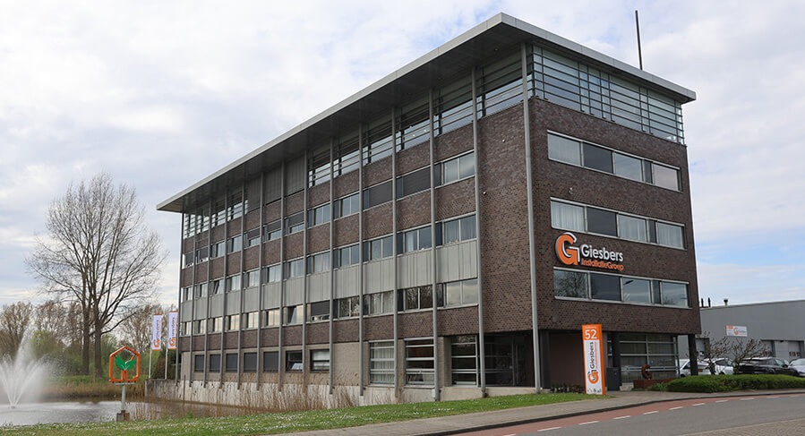 Giesbers installatie groep digitale visitekaarten